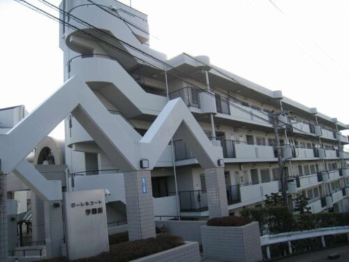 ローレルコート学園前 B棟