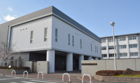 木津川市立木津中学校徒歩17分(約1,300m)